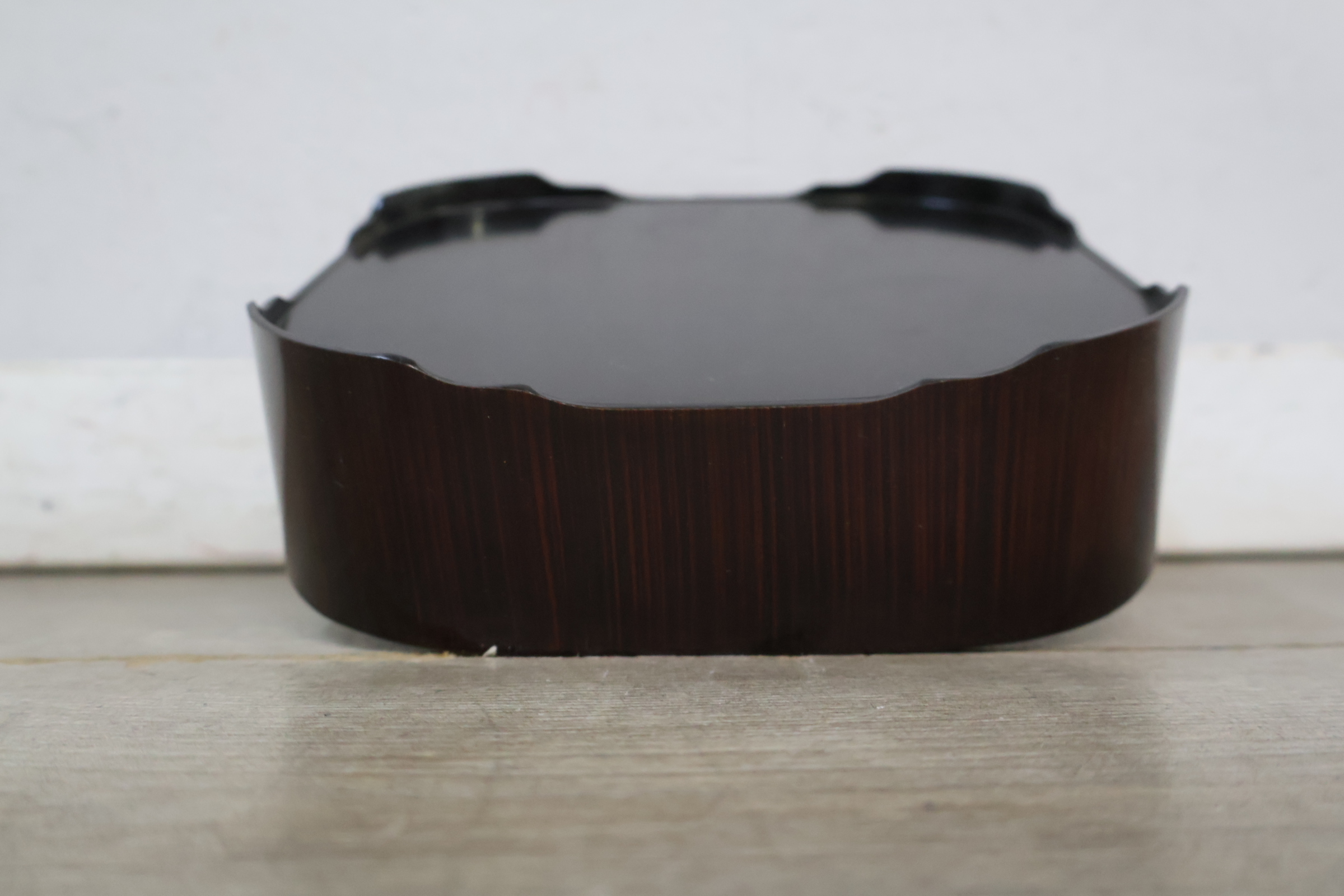 Houten sieraden- of opbergdoos met ingelegde decoraties – foto 12 – kavel bij GSD Auctions, Zoeterwoude