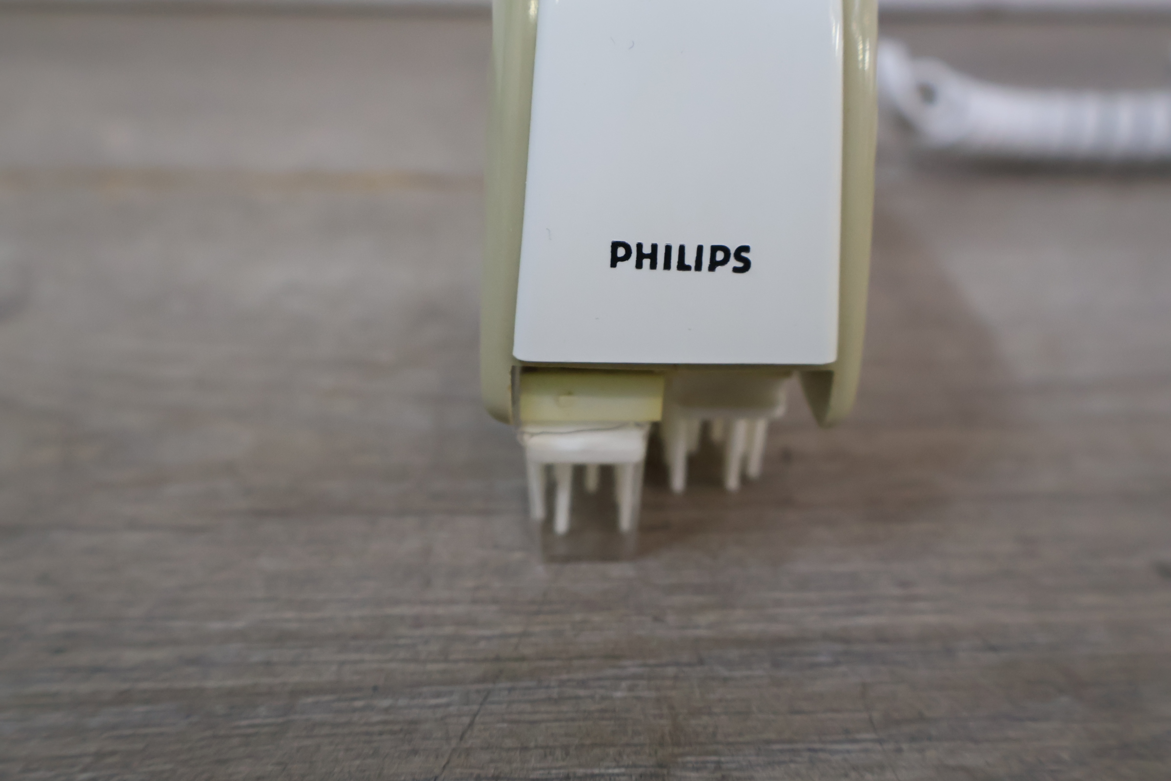 Philips elektrische haarverzorger met accessoires – foto 10 – kavel bij GSD Auctions, Zoeterwoude