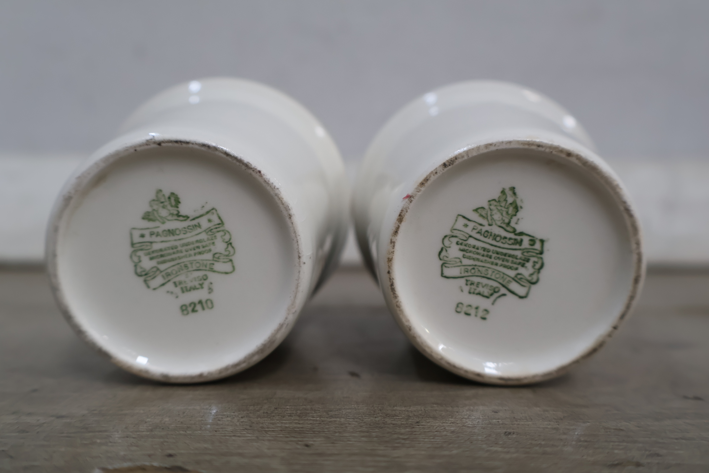 Set van 8 mokken met koeienmotief – foto 8 – kavel bij GSD Auctions, Zoeterwoude
