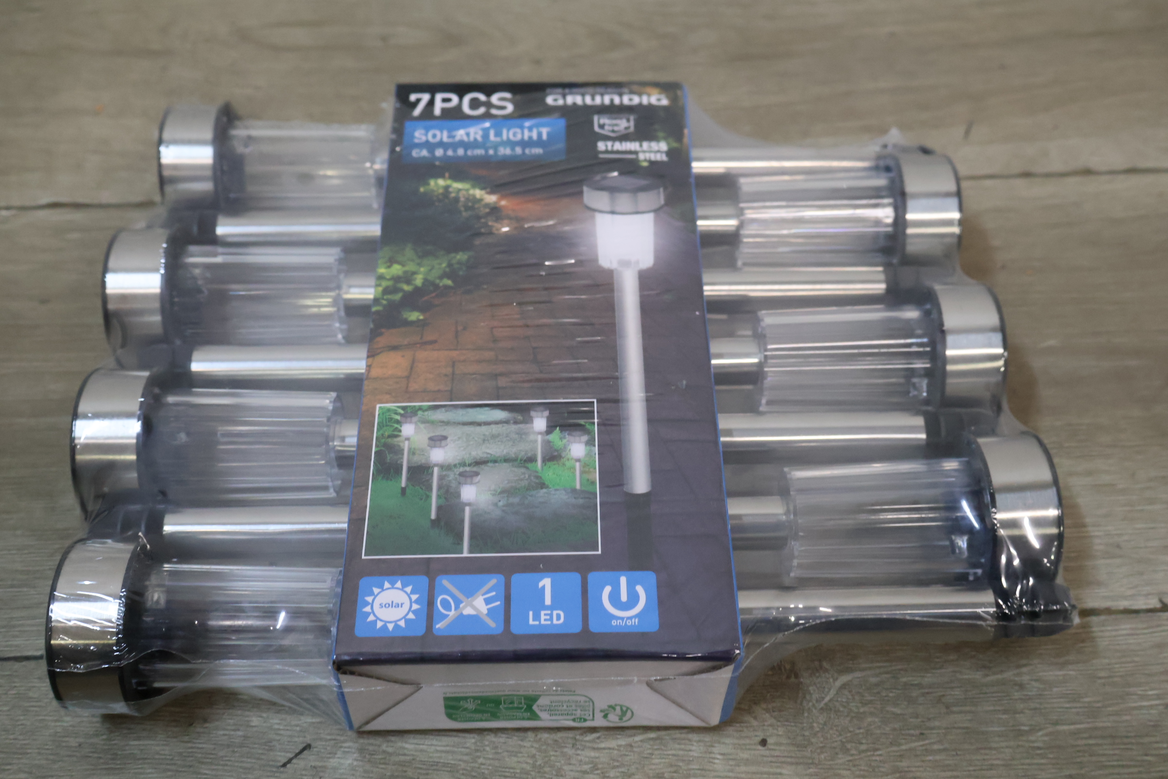 2 Sets van 7 Solar tuinlampen – foto 3 – kavel bij GSD Auctions, Zoeterwoude