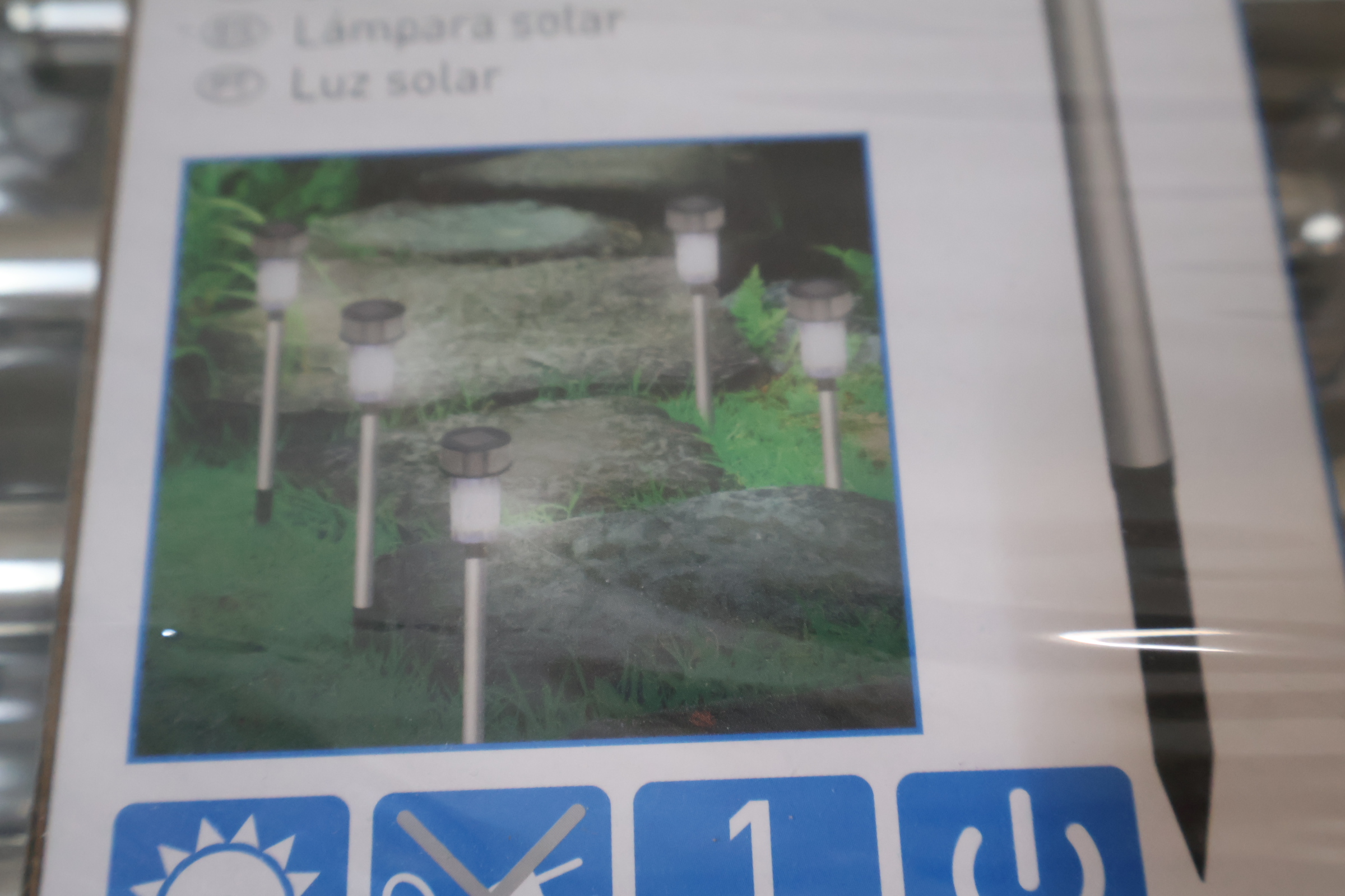 2 Sets van 7 Solar tuinlampen – foto 9 – kavel bij GSD Auctions, Zoeterwoude