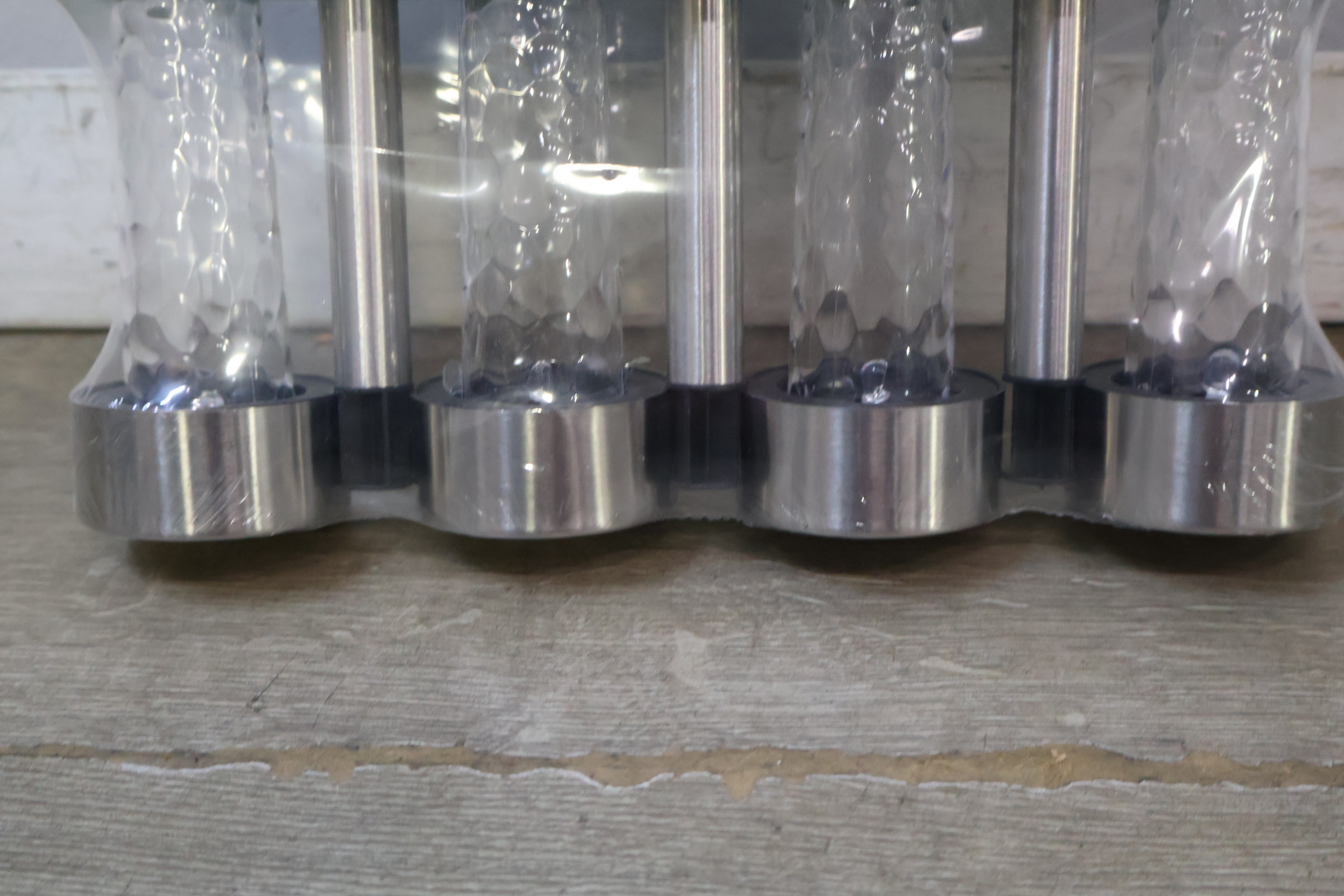 2 Sets van 7 Solar tuinlampen – foto 12 – kavel bij GSD Auctions, Zoeterwoude
