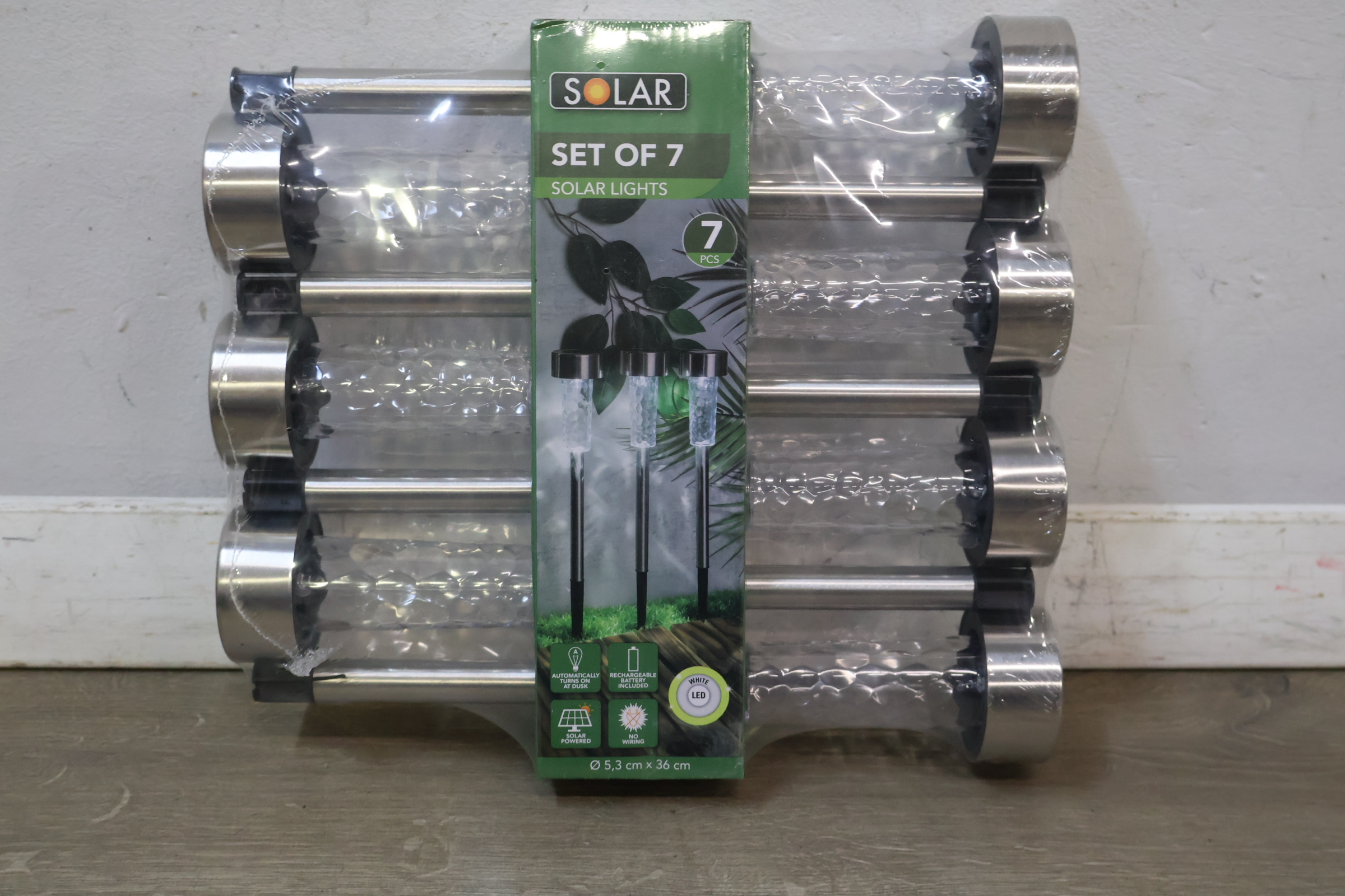 2 Sets van 7 Solar tuinlampen – foto 13 – kavel bij GSD Auctions, Zoeterwoude