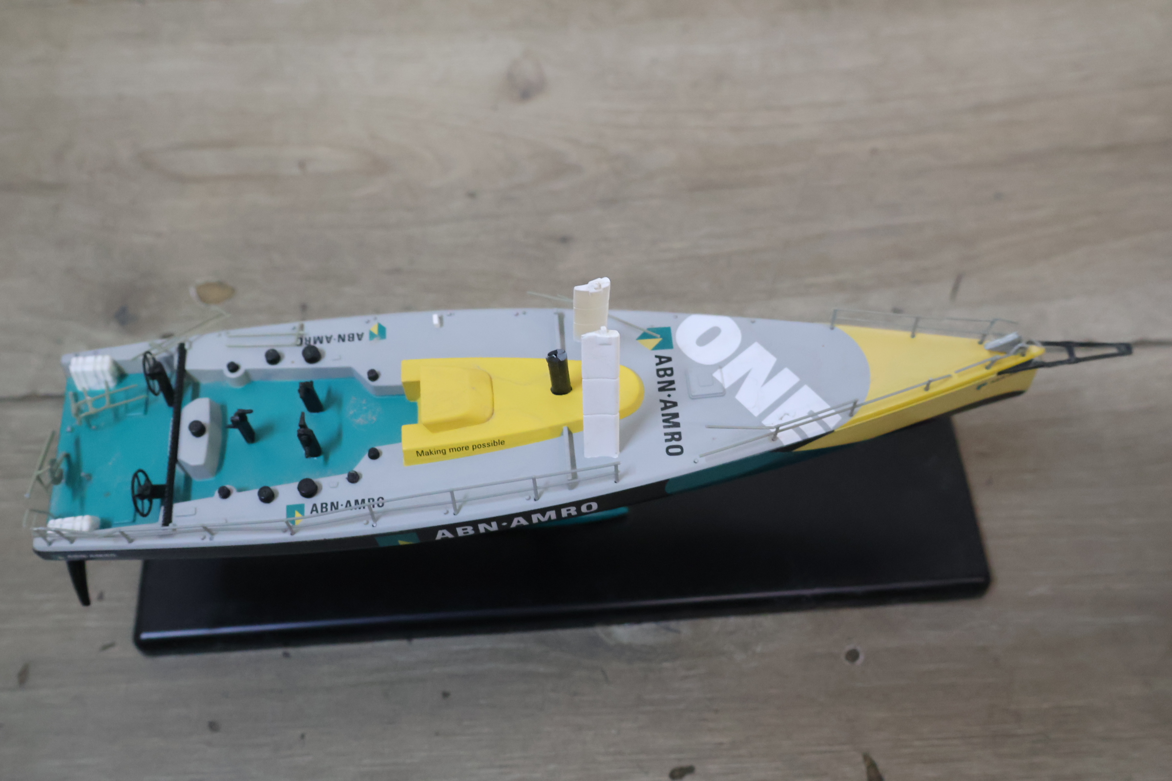 Model ABNamro zeilboot – foto 6 – kavel bij GSD Auctions, Zoeterwoude