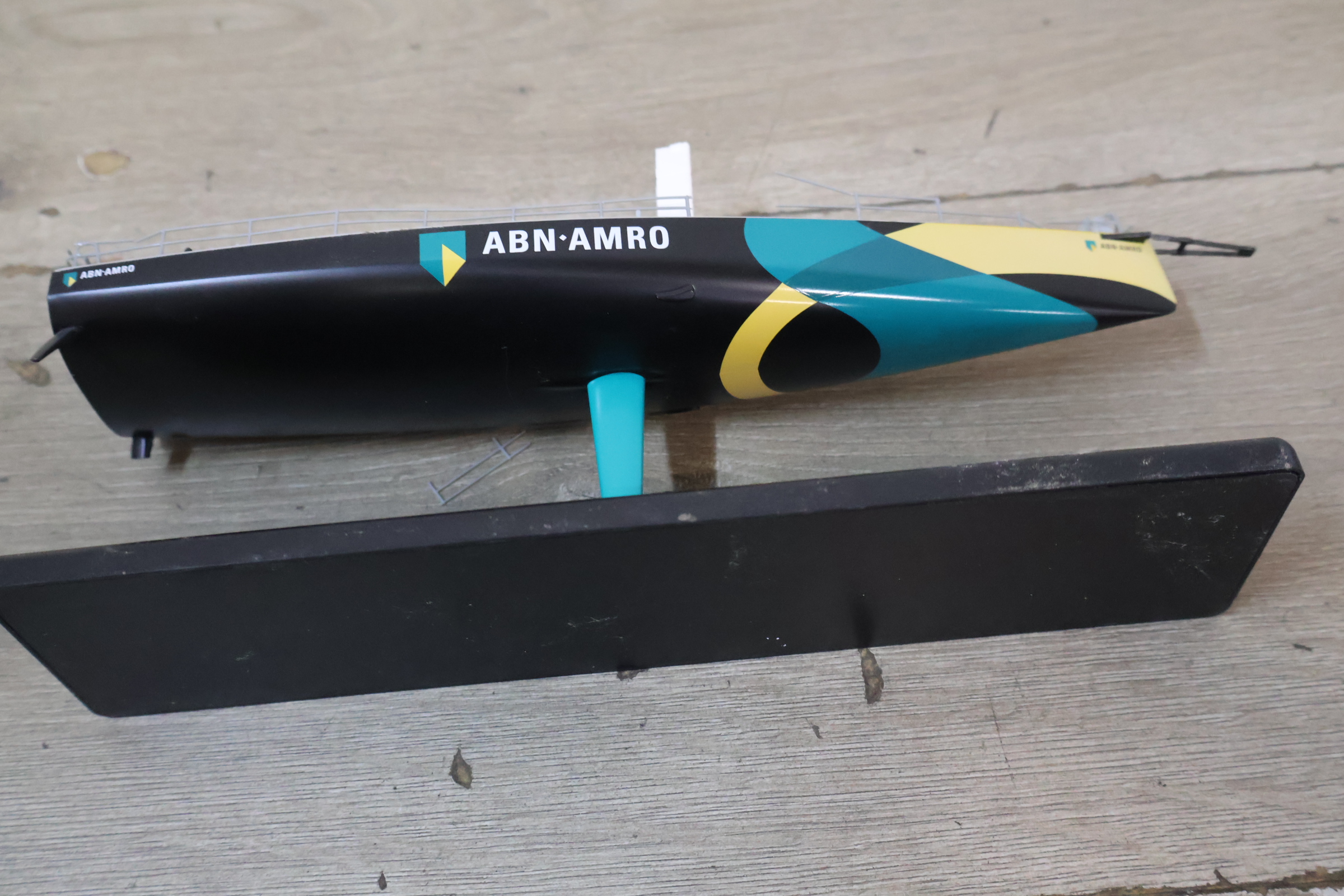 Model ABNamro zeilboot – foto 12 – kavel bij GSD Auctions, Zoeterwoude