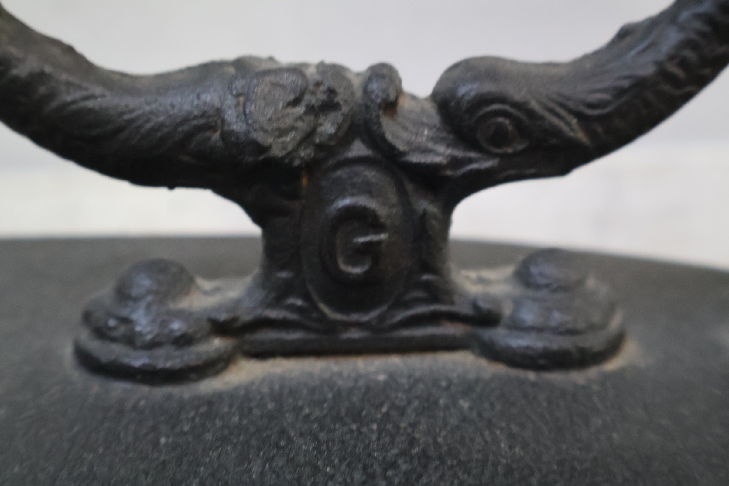 Set van 3 Antieke kolenstrijkijzers – foto 11 – kavel bij GSD Auctions, Zoeterwoude