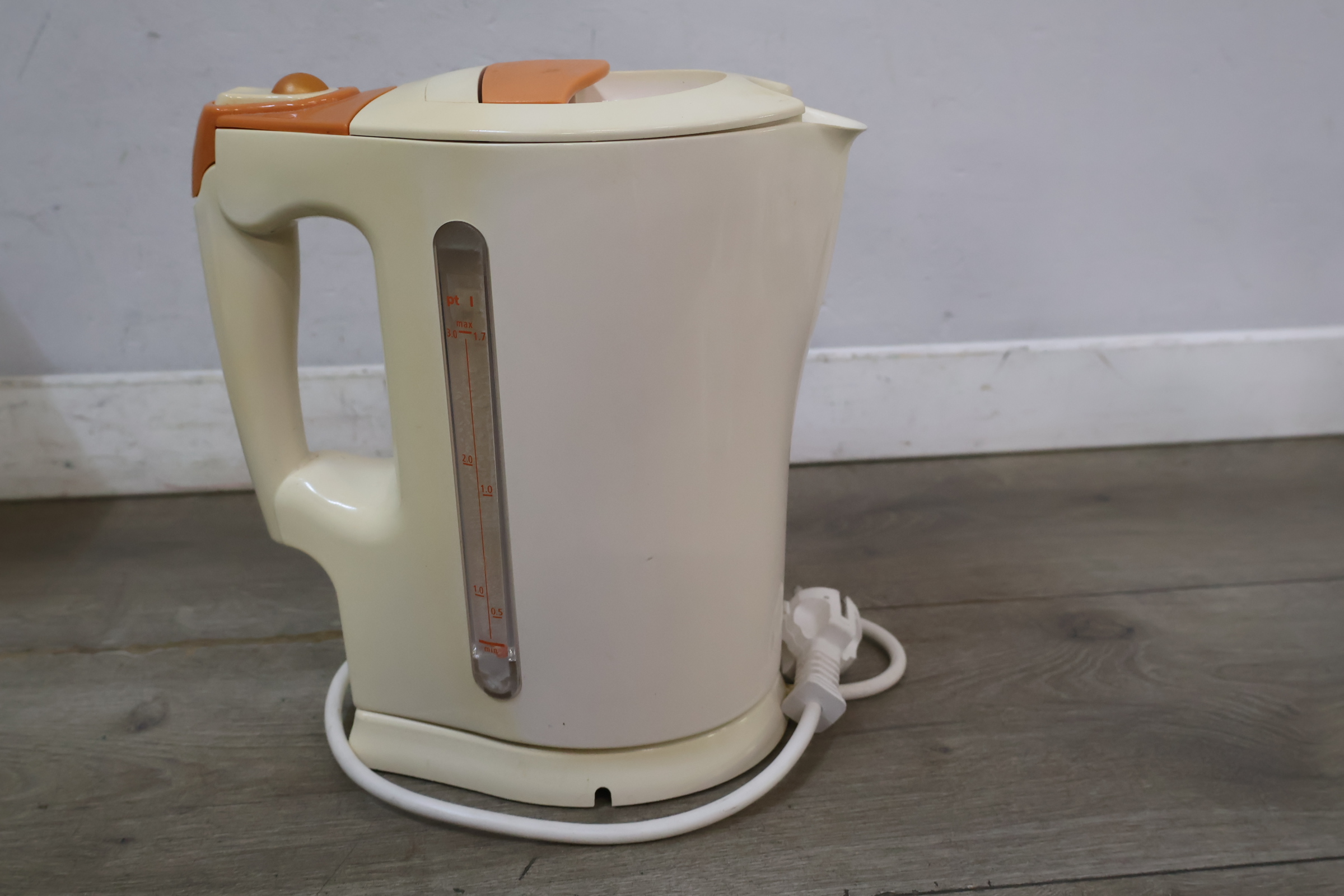 Philips waterkoker 1.5L 2400W – foto 10 – kavel bij GSD Auctions, Zoeterwoude