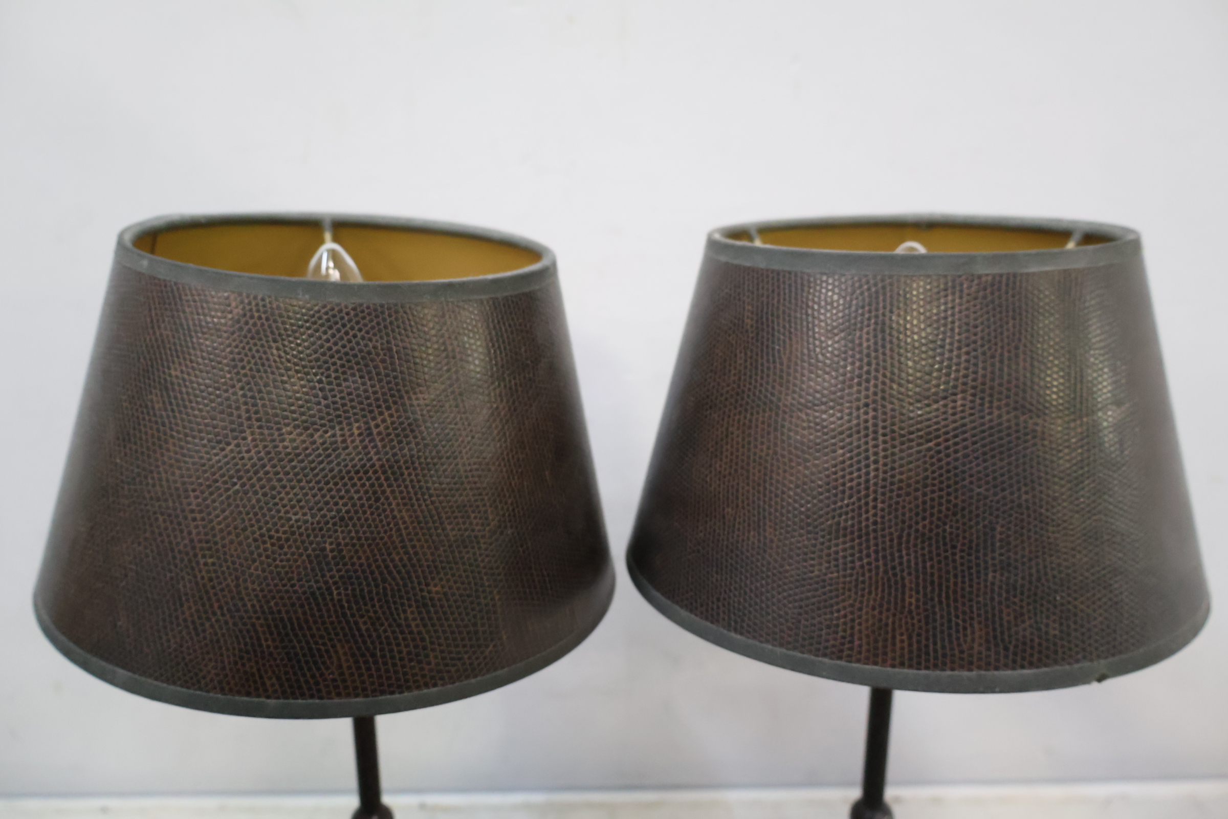 Set van 2 Klassieke Tafellampen – foto 6 – kavel bij GSD Auctions, Zoeterwoude