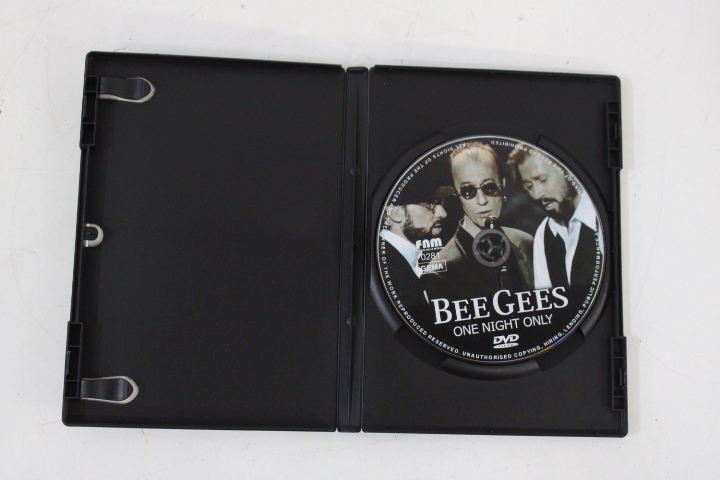 Bee Gees DVD's Live Performances – foto 10 – kavel bij GSD Auctions, Zoeterwoude