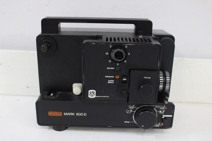 Eumig Mark 600 D Super 8 filmprojector – foto 3 – kavel bij GSD Auctions, Zoeterwoude