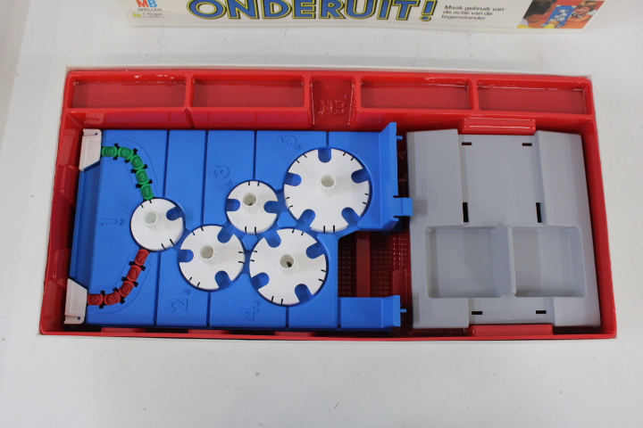Bordspellen - met oa RISK – foto 7 – kavel bij GSD Auctions, Zoeterwoude