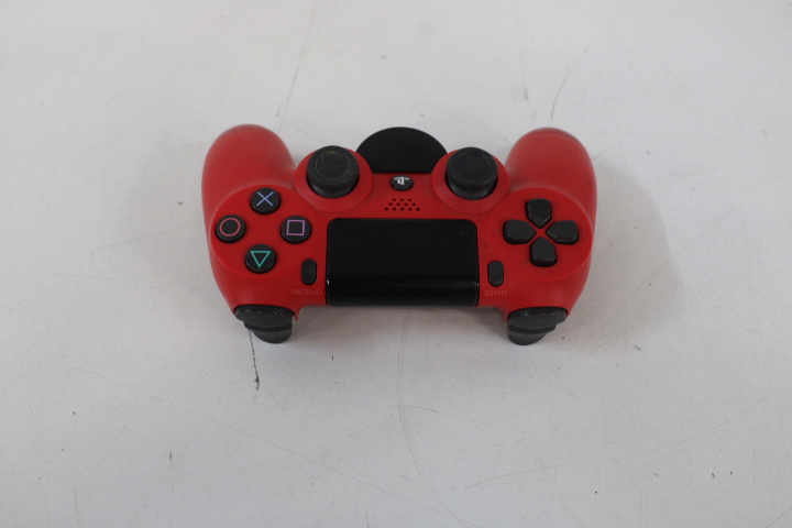 Racestuur pedalen, controller en netwerk switch – foto 11 – kavel bij GSD Auctions, Zoeterwoude
