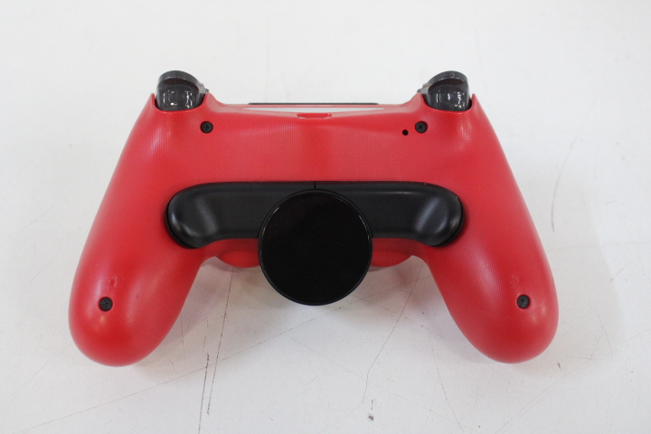 Racestuur pedalen, controller en netwerk switch – foto 12 – kavel bij GSD Auctions, Zoeterwoude
