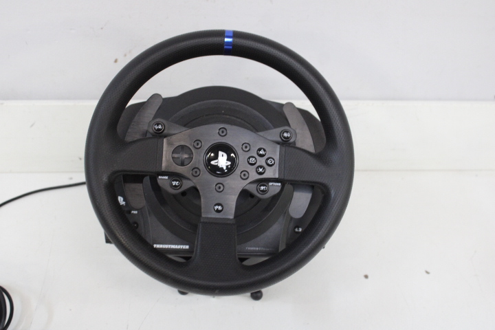 PlayStation racestuur met kabels – foto 6 – kavel bij GSD Auctions, Zoeterwoude