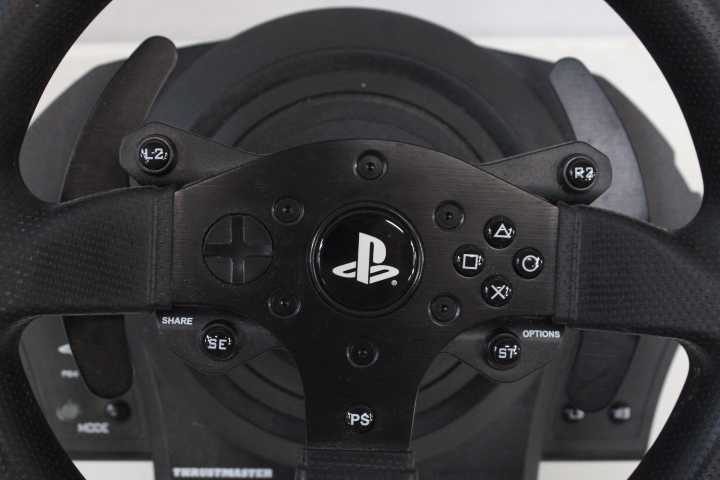 PlayStation racestuur met kabels – foto 7 – kavel bij GSD Auctions, Zoeterwoude