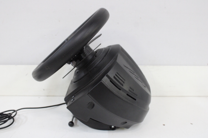 PlayStation racestuur met kabels – foto 11 – kavel bij GSD Auctions, Zoeterwoude