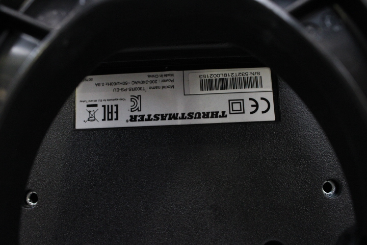 PlayStation racestuur met kabels – foto 17 – kavel bij GSD Auctions, Zoeterwoude