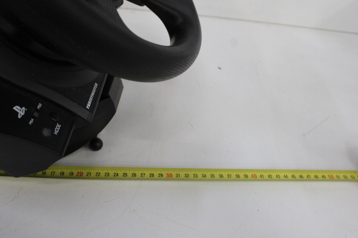 PlayStation racestuur met kabels – foto 19 – kavel bij GSD Auctions, Zoeterwoude