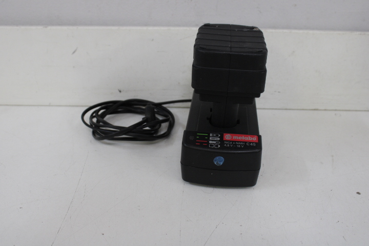 Metabo accuboormachine met lader – foto 4 – kavel bij GSD Auctions, Zoeterwoude