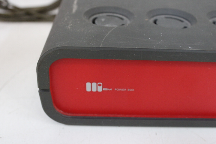 Philips set met luidsprekers en audio unit – foto 6 – kavel bij GSD Auctions, Zoeterwoude