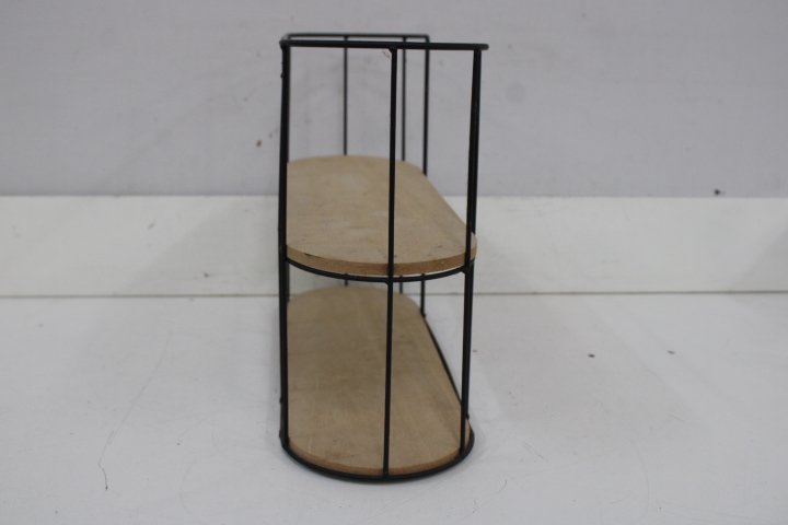 Wandrek met metalen frame en houten planken – foto 11 – kavel bij GSD Auctions, Zoeterwoude