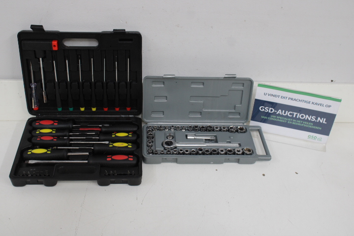 Set schroevendraaiers en dopsleutelset – foto 2 – kavel bij GSD Auctions, Zoeterwoude