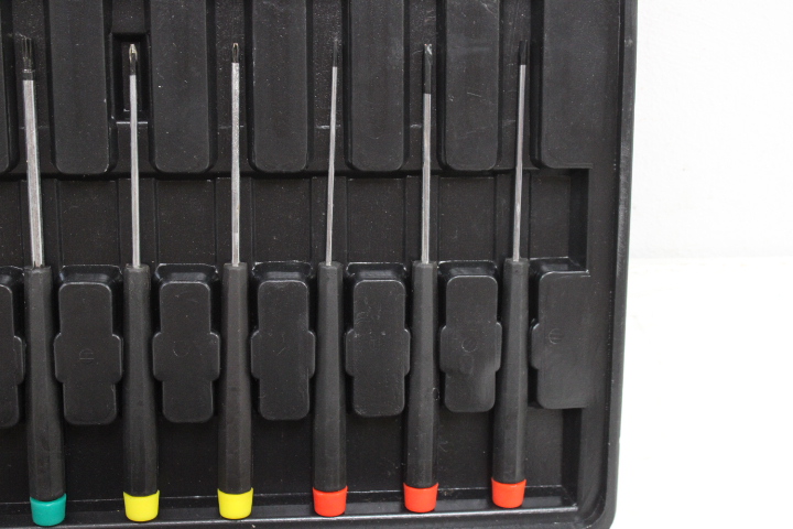 Set schroevendraaiers en dopsleutelset – foto 14 – kavel bij GSD Auctions, Zoeterwoude