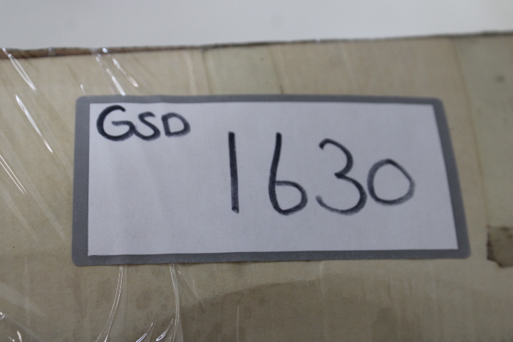 Royal Warwick glazen serveerschaal – foto 15 – kavel bij GSD Auctions, Zoeterwoude