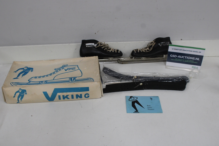 Viking schaatsen (noren) met beschermers – kavel bij GSD Auctions, Zoeterwoude