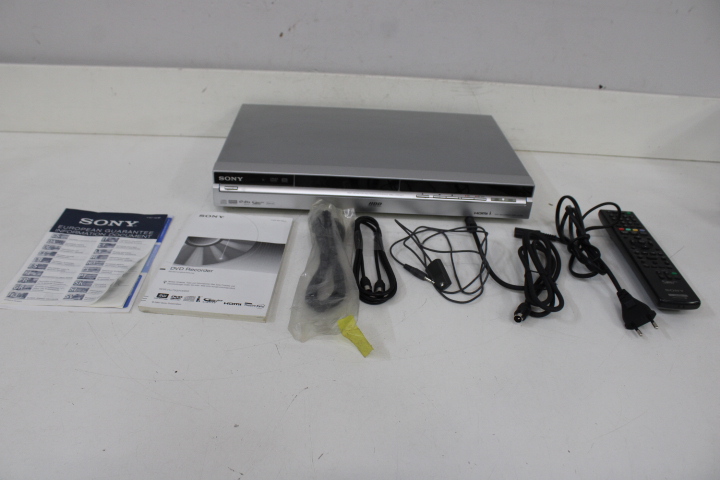 Sony DVD-speler recorder met accessoires – foto 3 – kavel bij GSD Auctions, Zoeterwoude