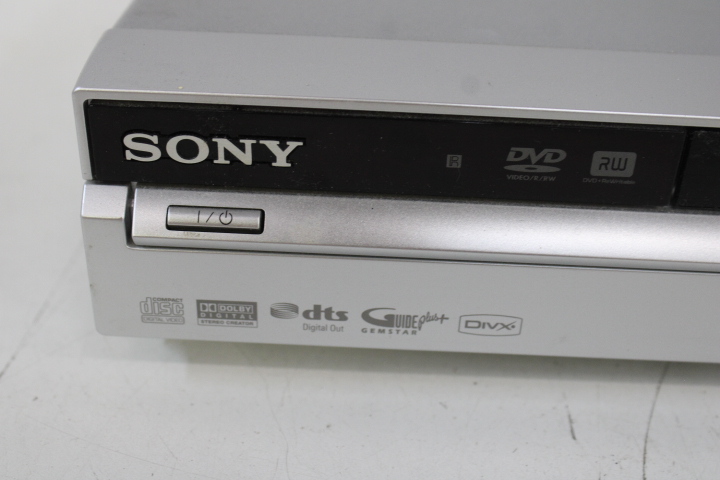 Sony DVD-speler recorder met accessoires – foto 14 – kavel bij GSD Auctions, Zoeterwoude