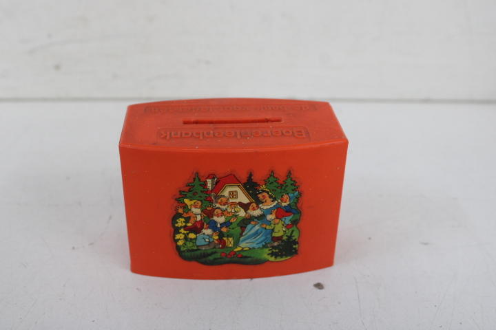 Blikken spaarvarkentjes – foto 13 – kavel bij GSD Auctions, Zoeterwoude
