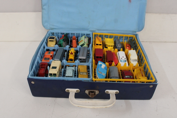 Vintage speelgoed autocollectie in kunststof koffer – foto 14 – kavel bij GSD Auctions, Zoeterwoude