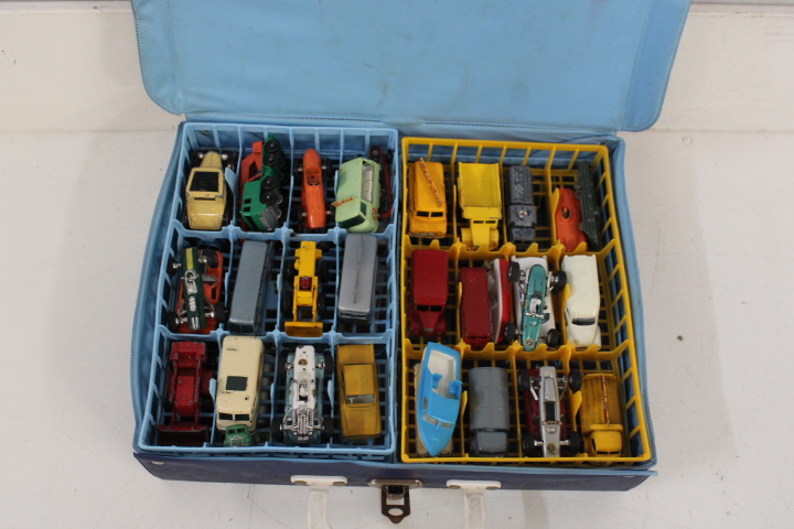 Vintage speelgoed autocollectie in kunststof koffer – foto 15 – kavel bij GSD Auctions, Zoeterwoude