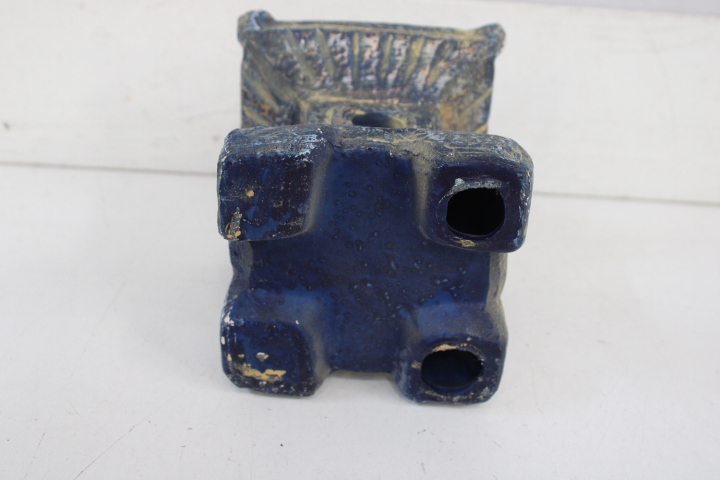Set van zes decoratieve Aziatische beelden en pagode – foto 22 – kavel bij GSD Auctions, Zoeterwoude