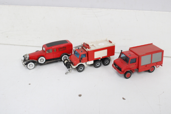 Verzameling oude speelgoedauto's en brandweerwagens – foto 19 – kavel bij GSD Auctions, Zoeterwoude