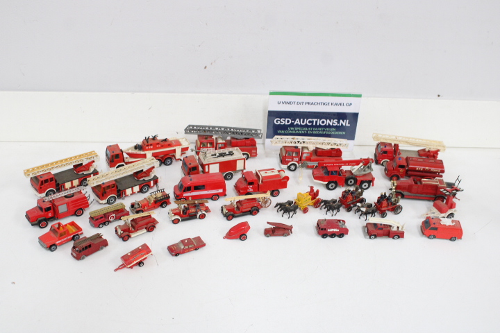 Grote verzameling Auto's en Brandweerwagens – foto 2 – kavel bij GSD Auctions, Zoeterwoude