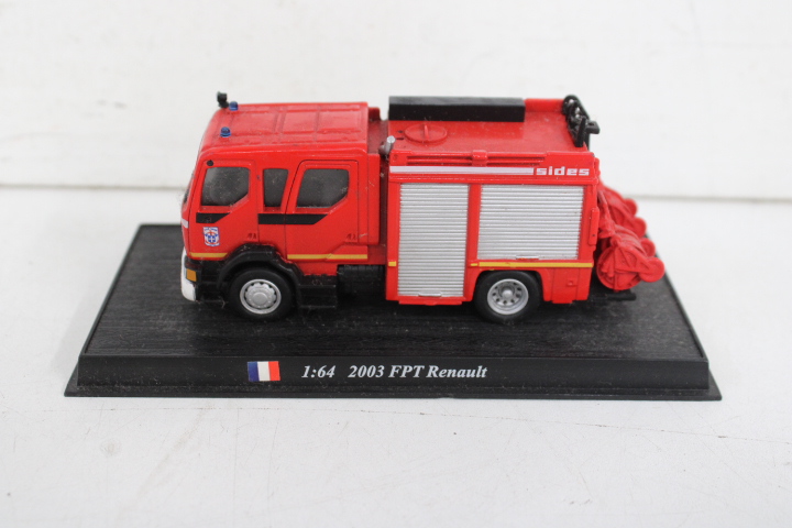Set van 12 model brandweer- en werkvoertuigen – foto 11 – kavel bij GSD Auctions, Zoeterwoude