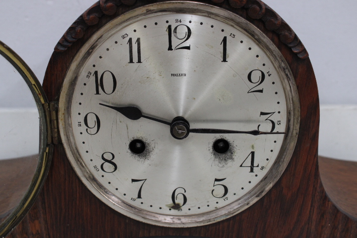 Houten schouwklok met klassieke wijzerplaat – foto 7 – kavel bij GSD Auctions, Zoeterwoude