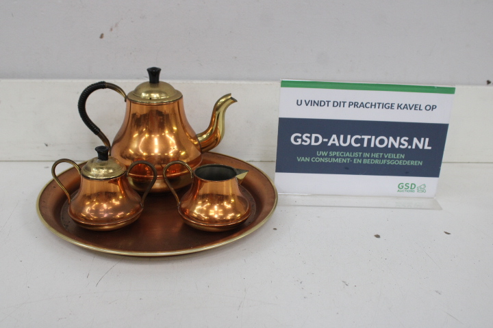 Koperen theeset met dienblad – foto 2 – kavel bij GSD Auctions, Zoeterwoude
