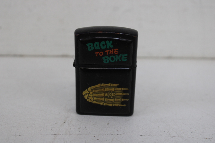 Set van 5 verschillende aanstekers – foto 5 – kavel bij GSD Auctions, Zoeterwoude