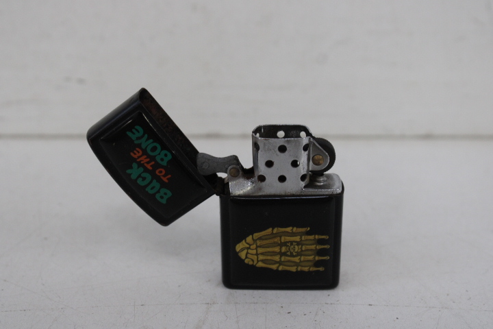 Set van 5 verschillende aanstekers – foto 7 – kavel bij GSD Auctions, Zoeterwoude
