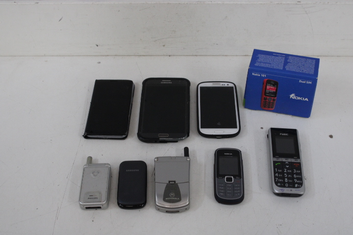 Diverse mobiele telefoons met Nokia doosje – foto 4 – kavel bij GSD Auctions, Zoeterwoude