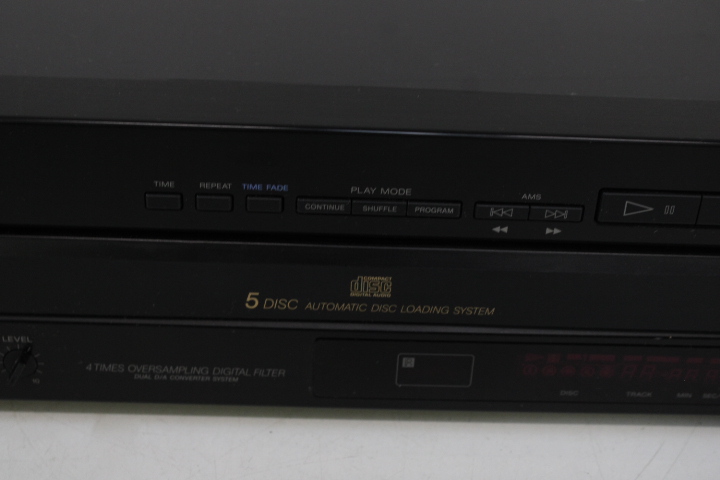 Sony Compact Disc Player CDP-CX355 – foto 10 – kavel bij GSD Auctions, Zoeterwoude