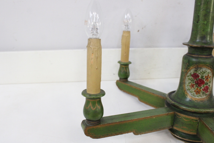 Antieke groene houten hanglamp – foto 6 – kavel bij GSD Auctions, Zoeterwoude