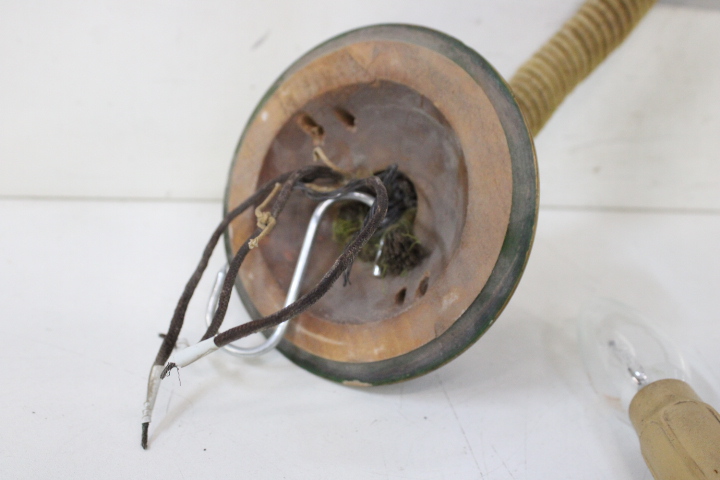 Antieke groene houten hanglamp – foto 16 – kavel bij GSD Auctions, Zoeterwoude