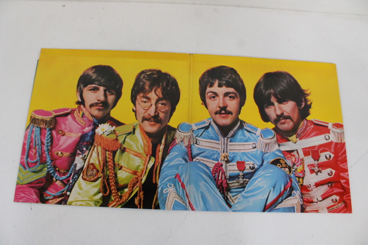 Collectie Beatles en Wings LP vinylplaten – foto 24 – kavel bij GSD Auctions, Zoeterwoude