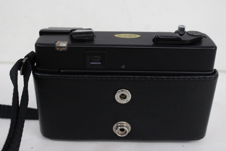 Vintage camera's met leren tas – foto 16 – kavel bij GSD Auctions, Zoeterwoude