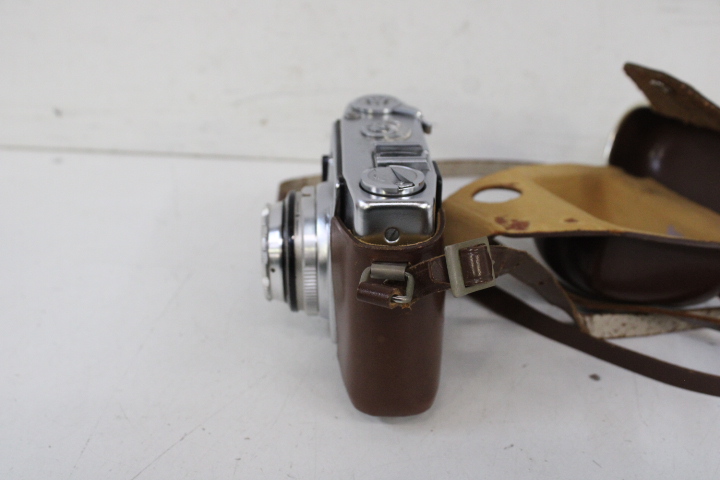 Vintage camera's met leren tas – foto 23 – kavel bij GSD Auctions, Zoeterwoude