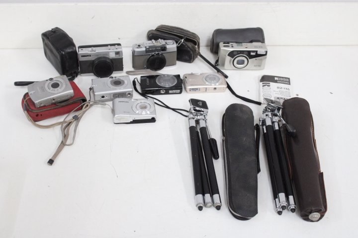 Diverse digitale en analoge camera's – foto 3 – kavel bij GSD Auctions, Zoeterwoude